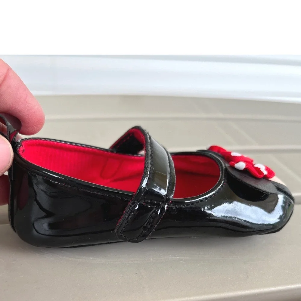 Disney Baby Minnie Mouse‎ Mary Jane Black Patent Crib Shoes Red Polka Dot 6-12M